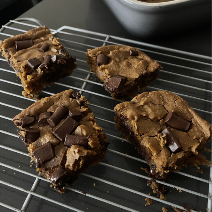 chickpea blondies